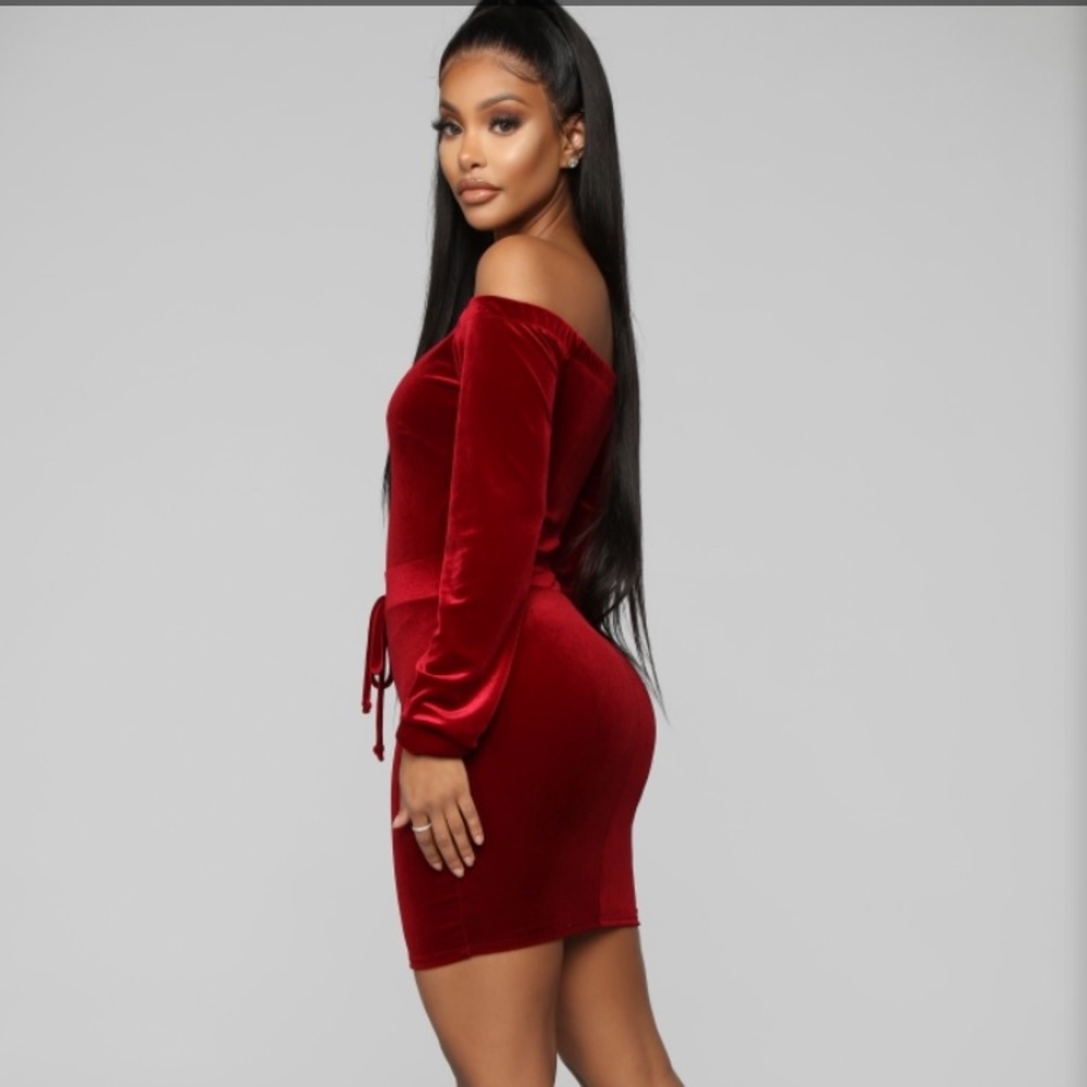 NWT Fashion Nova Velvet Dress - Picture 2 of 8
